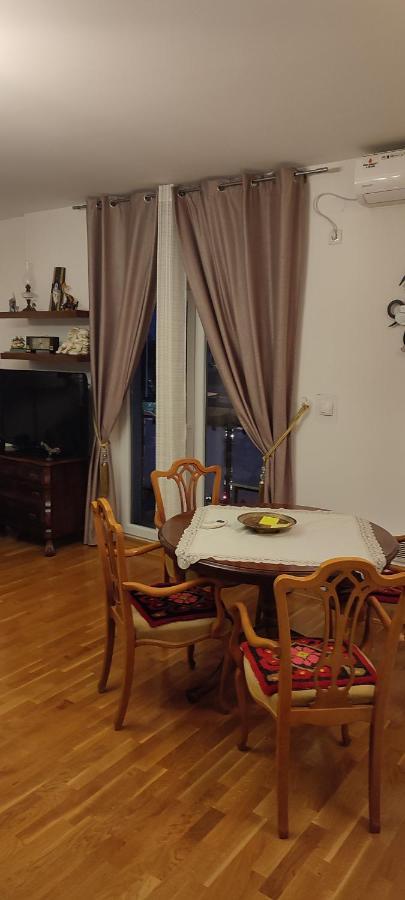 Apartament Apartmens Natali Belgrad Zewnętrze zdjęcie