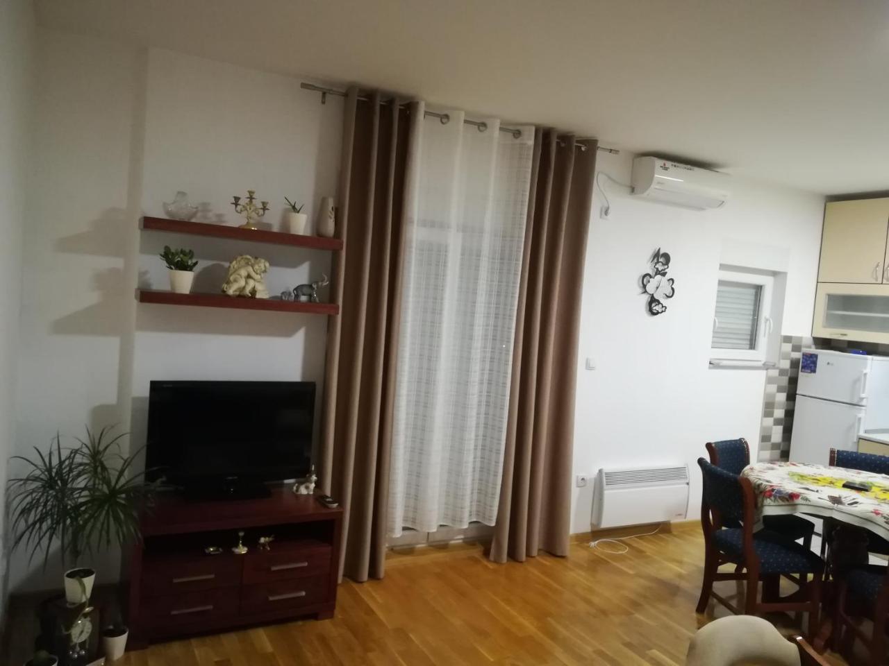 Apartament Apartmens Natali Belgrad Zewnętrze zdjęcie